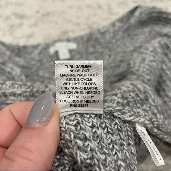 New York & Company Grey 3/4 Sleeve Sweater - Picture 5 of 7